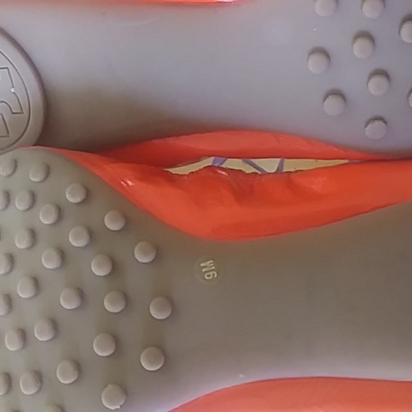 Tory Burch shoes - Picture 5 of 8